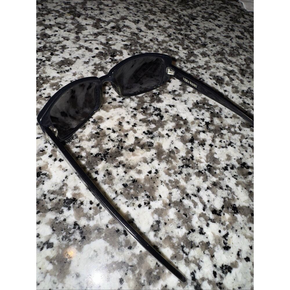 Vera Wang’s Women’s Sunglasses Small